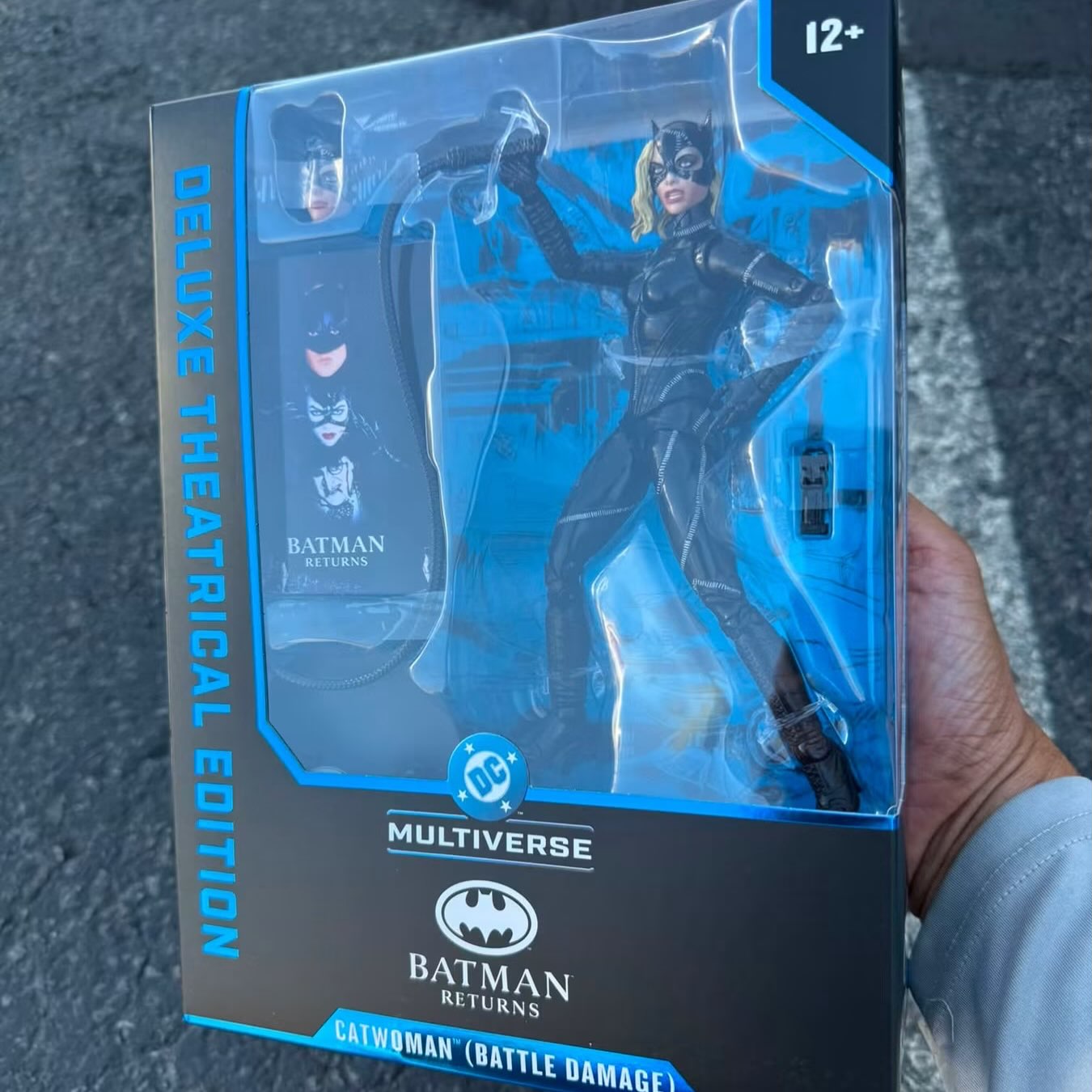 DC Multiverse Theatrical Edition Batman Returns Catwoman Battle Damaged