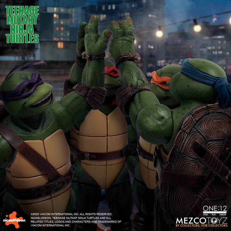 Mezco One:12 TMNT Movie (1990)